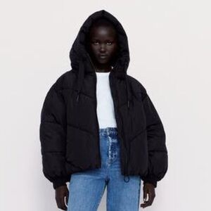 Zara Black Puffer Jacket - size s